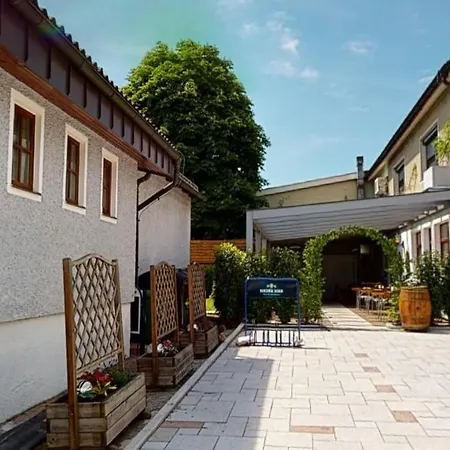 Biergasthof Riedberg 3*