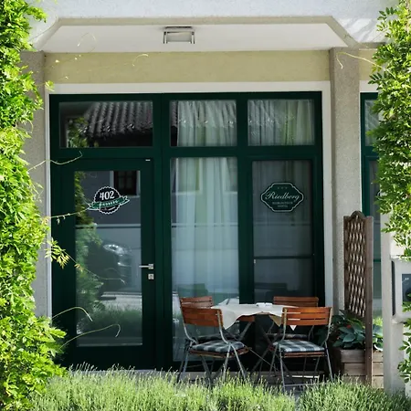 Biergasthof & Hotel Riedberg 3*
