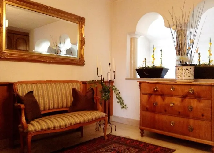 雷德伯格旅馆 宾馆